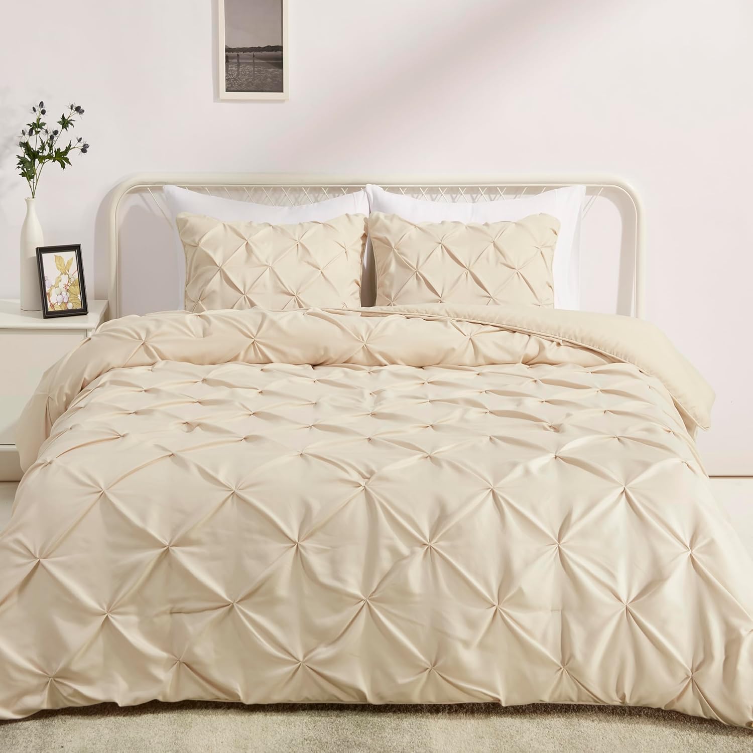 Basics Soft, Breathable Queen Size Comforter Sets, All-Season Down-Alternative 3-Piece Bedding Set